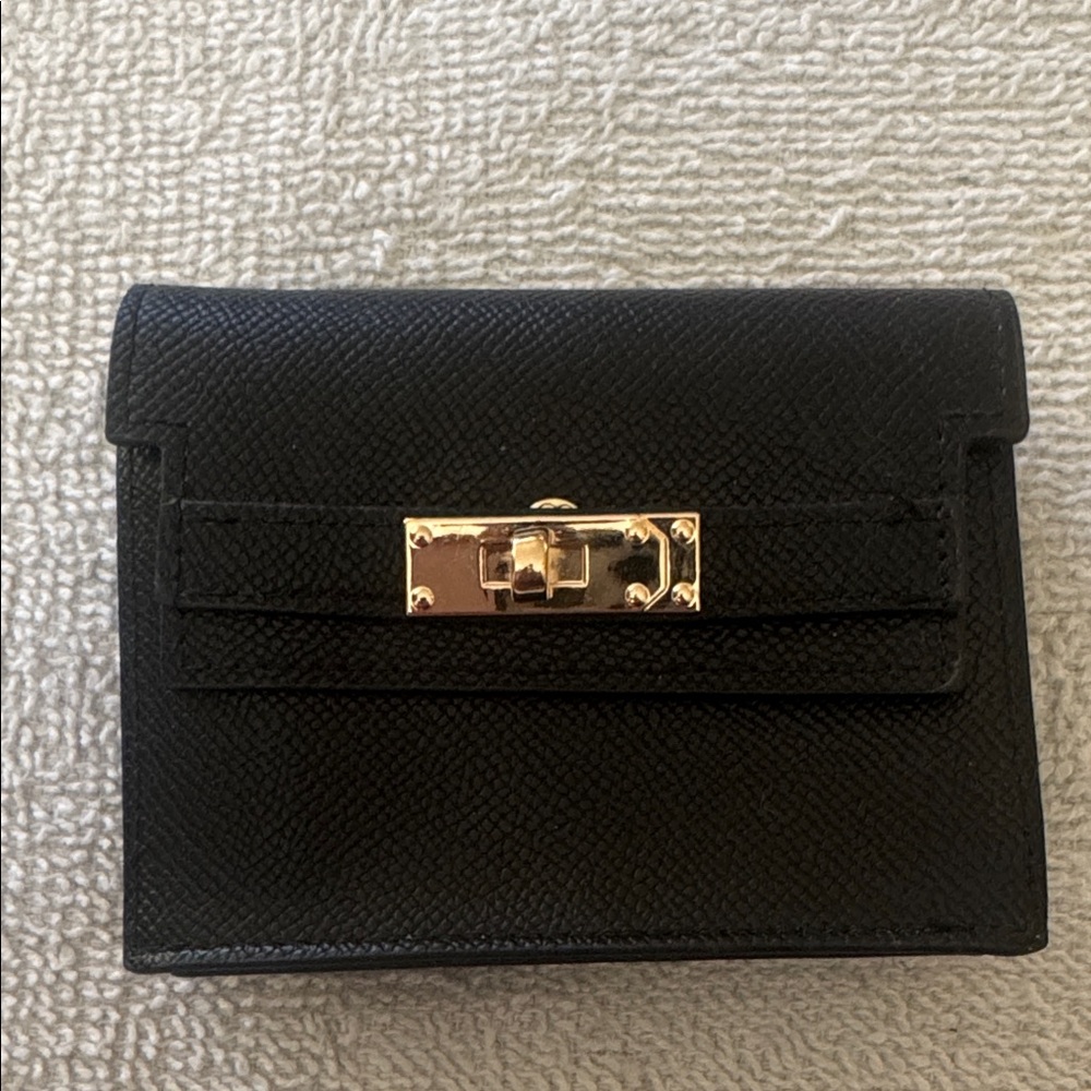 Elegant Black Leather Women's Bag